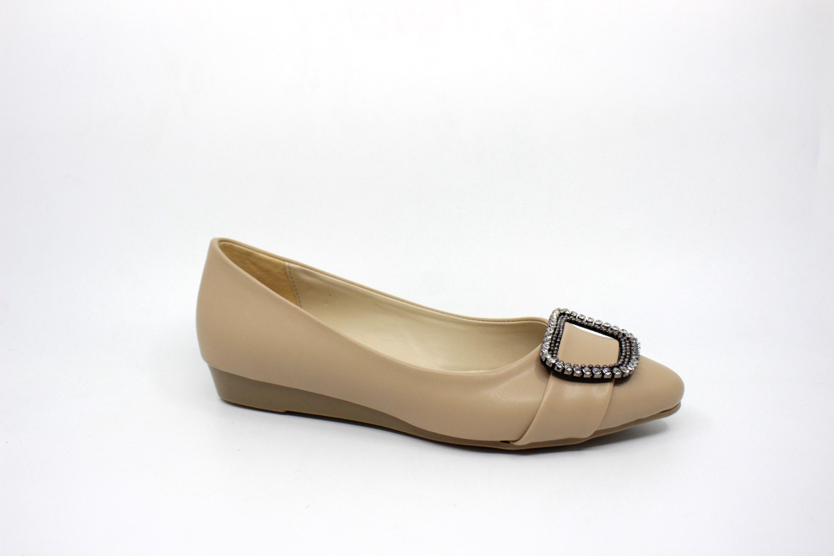 Kadın Nut Renk Taşlı Babet Ayakkabı OC9053